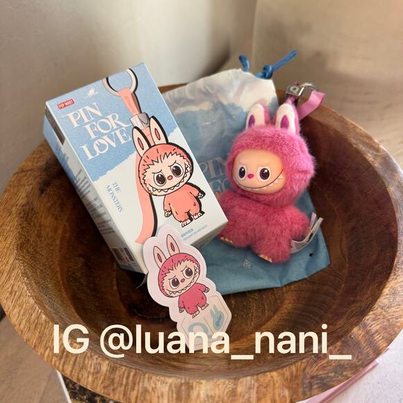 Pop Mart Accessories - Pop Mart Pin for Love Letter Q Plush Pendant – Open Box